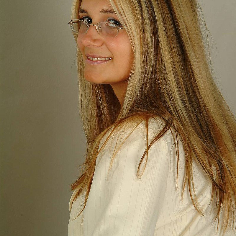Luanne 23 Meet escort Rhosllanerchrugog