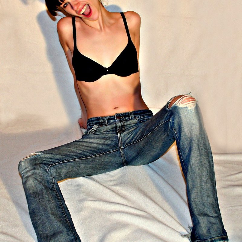 Kiersten 20 Prostitute Colerne