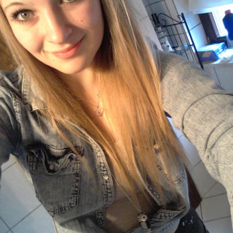 Lindy 31 Escort in Bottesford