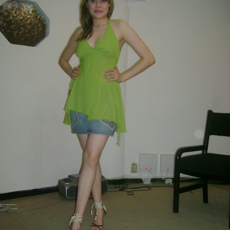 Symphony 30 Escort-girls Colnbrook