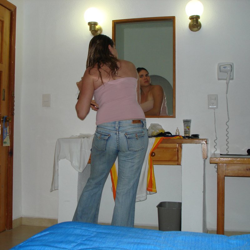 Nelle 26 Escort services Hayfield