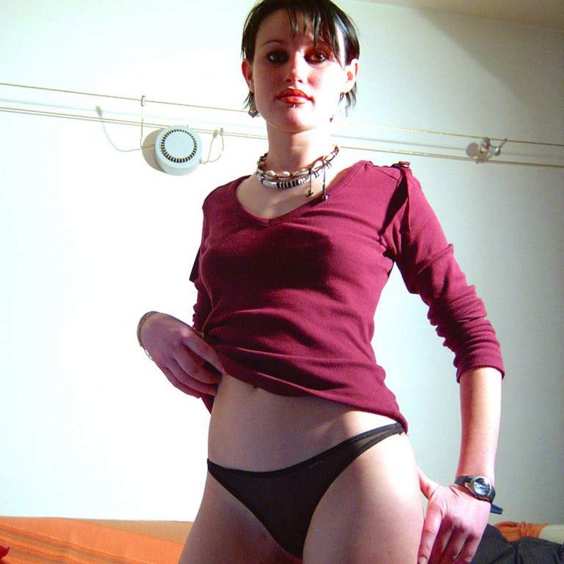Yasmina 28 Discreet escorts Stockton-on-Tees