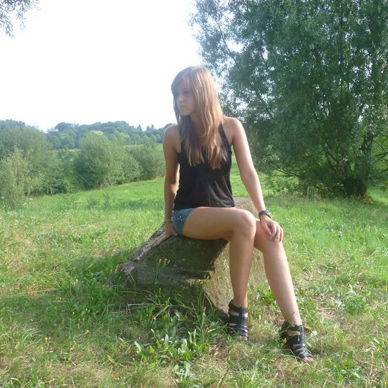 Jessamyn 27 Escort Rhondda