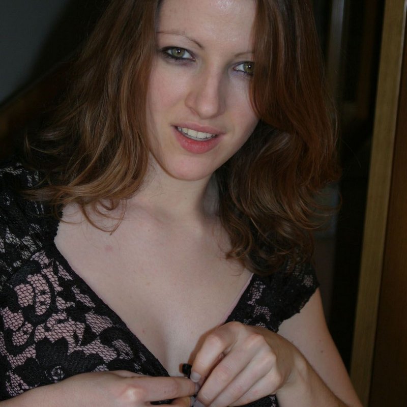 Jeannine 35 Escort Stainton